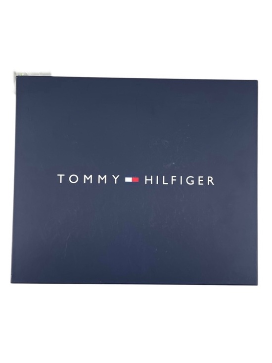 Tommy Hilfiger Cream Cable Knit Hat & Scarf Set - Picture 4 of 6